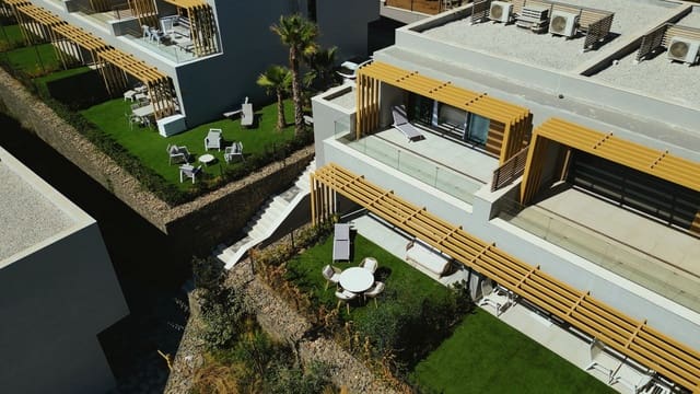 4 quarto Casa em Banda para venda em El Chaparral, Mijas - 899 900 € (Ref: 10019972)