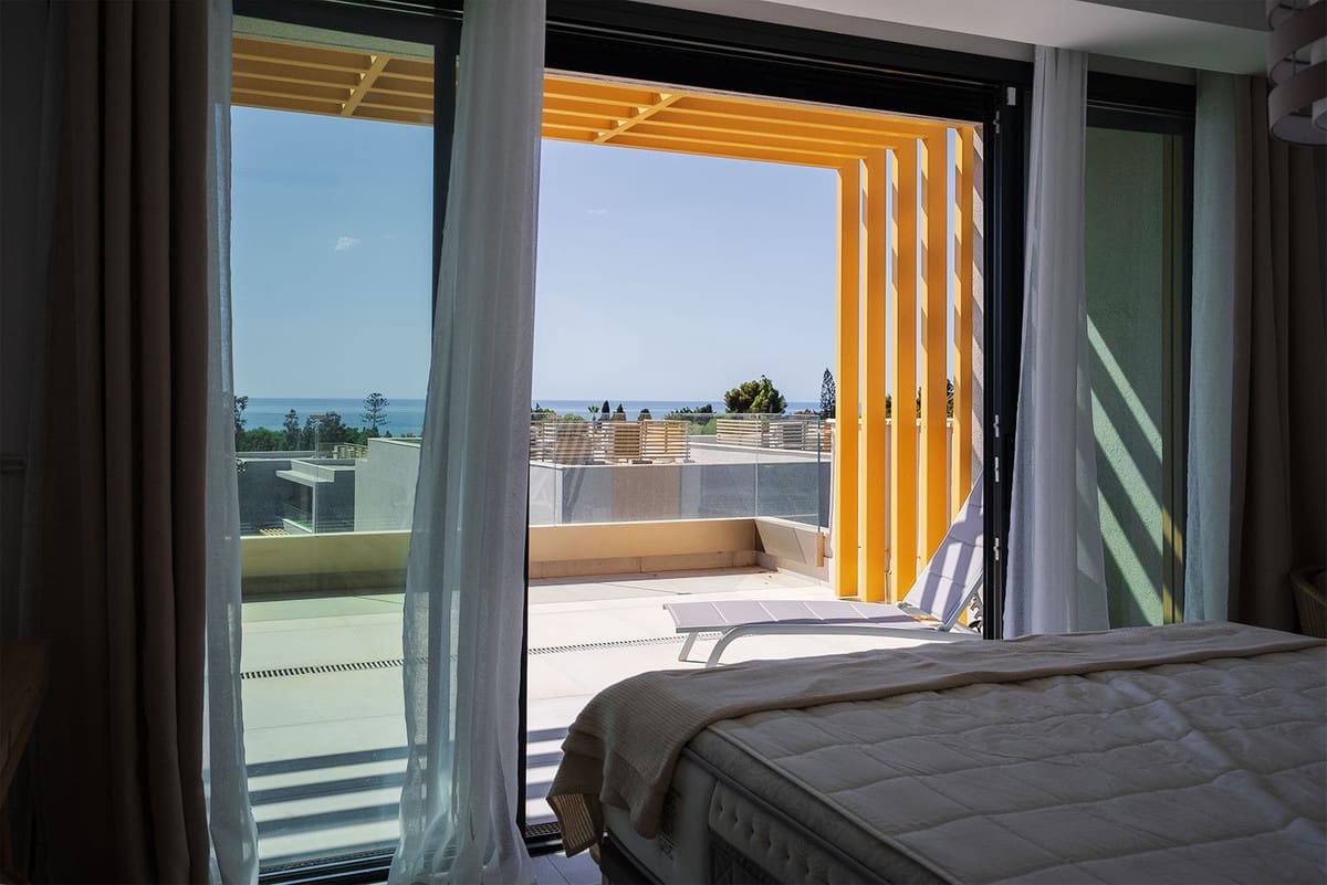 4 quarto Casa em Banda para venda em El Chaparral com piscina - 899 900 € (Ref: 10019972)