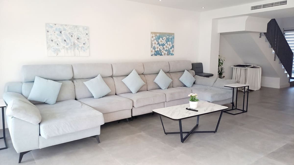 3 bedroom Townhouse for sale in El Chaparral with pool garage - € 1,150,000 (Ref: 10019973)