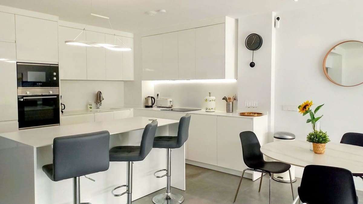 3 bedroom Townhouse for sale in El Chaparral with pool garage - € 1,150,000 (Ref: 10019973)