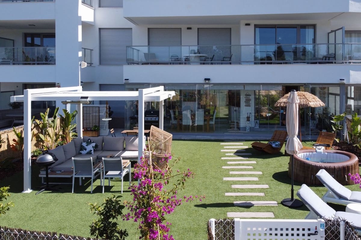 3 Zimmer Apartment zu verkaufen in El Chaparral mit Pool Garage - 598.500 € (Ref: 10019974)
