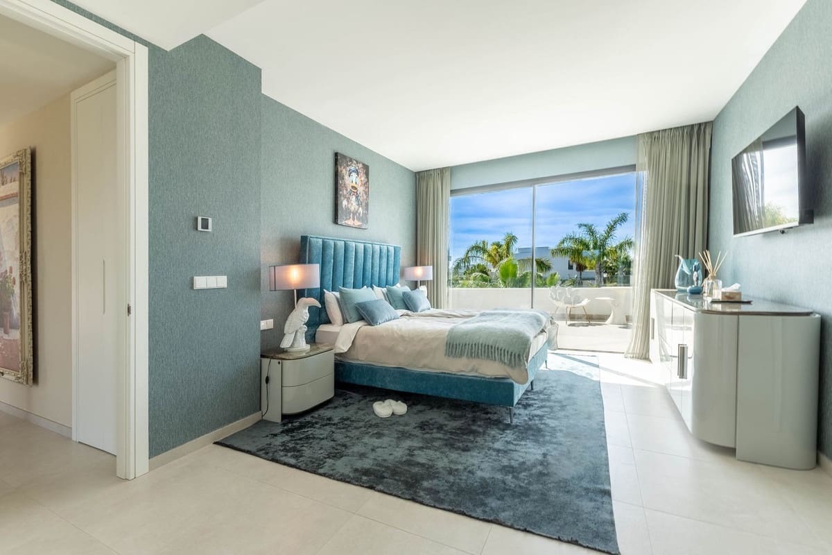 7 sovrum Villa till salu i La Cala Golf med pool - 2 900 000 € (Ref: 10019975)