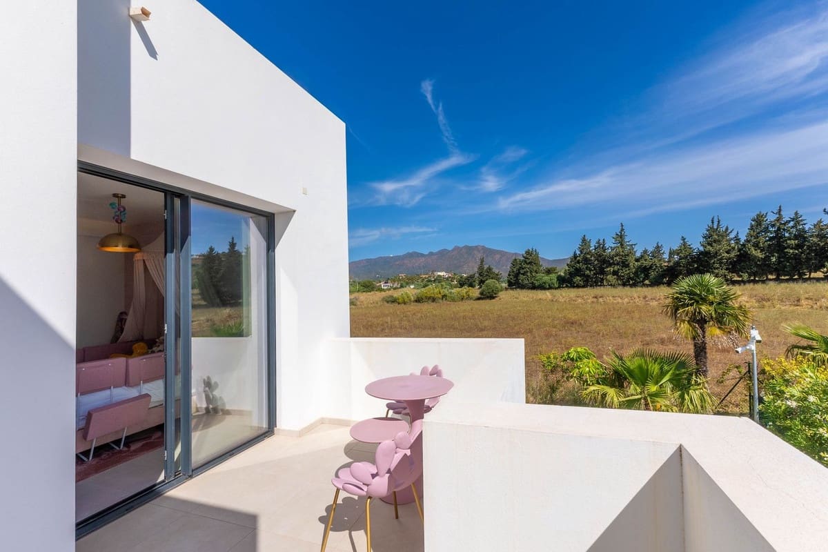 7 sovrum Villa till salu i La Cala Golf med pool - 2 900 000 € (Ref: 10019975)