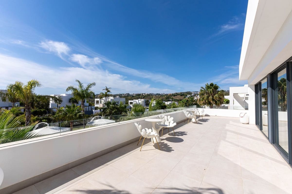 7 sovrum Villa till salu i La Cala Golf med pool - 2 900 000 € (Ref: 10019975)