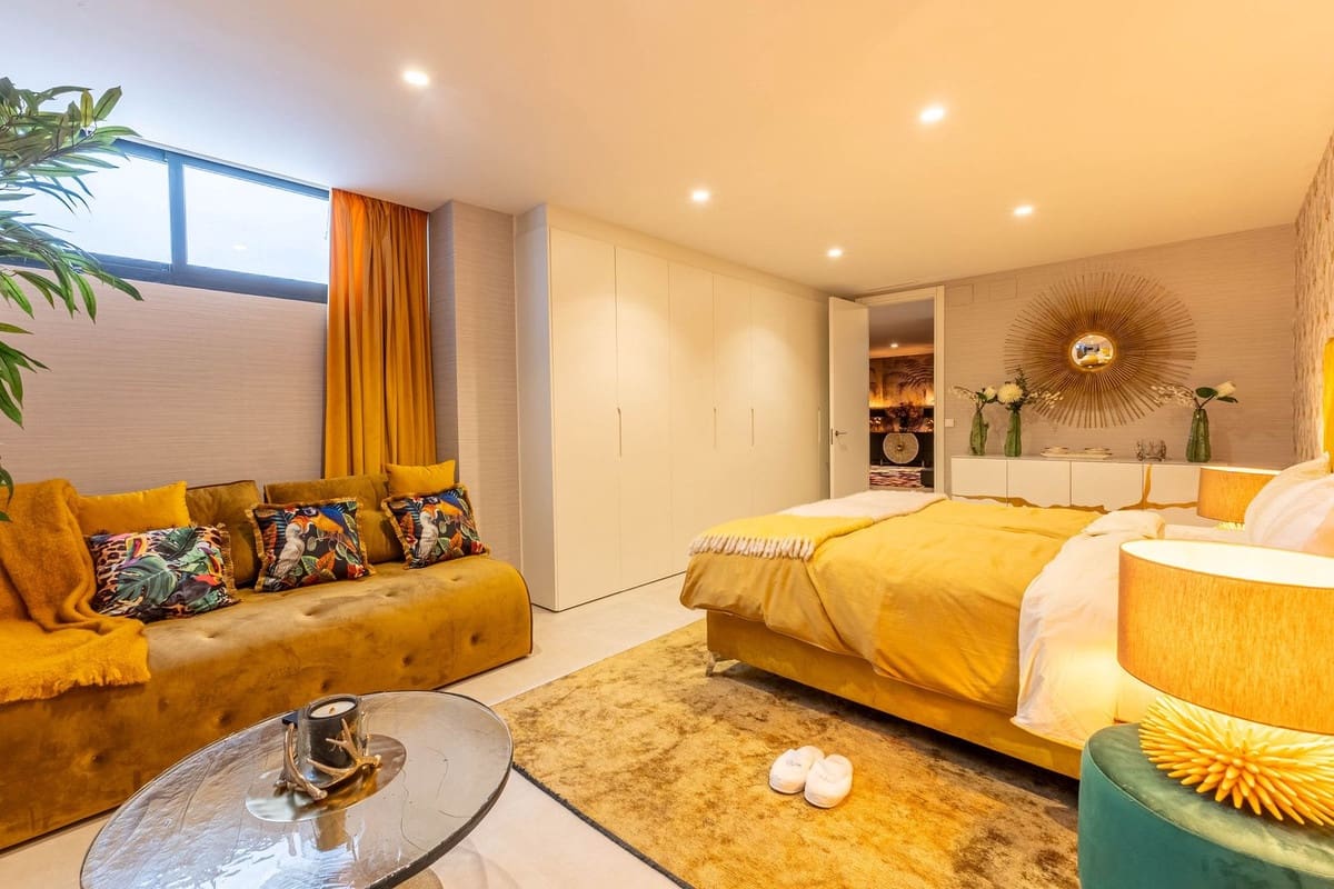 7 sovrum Villa till salu i La Cala Golf med pool - 2 900 000 € (Ref: 10019975)