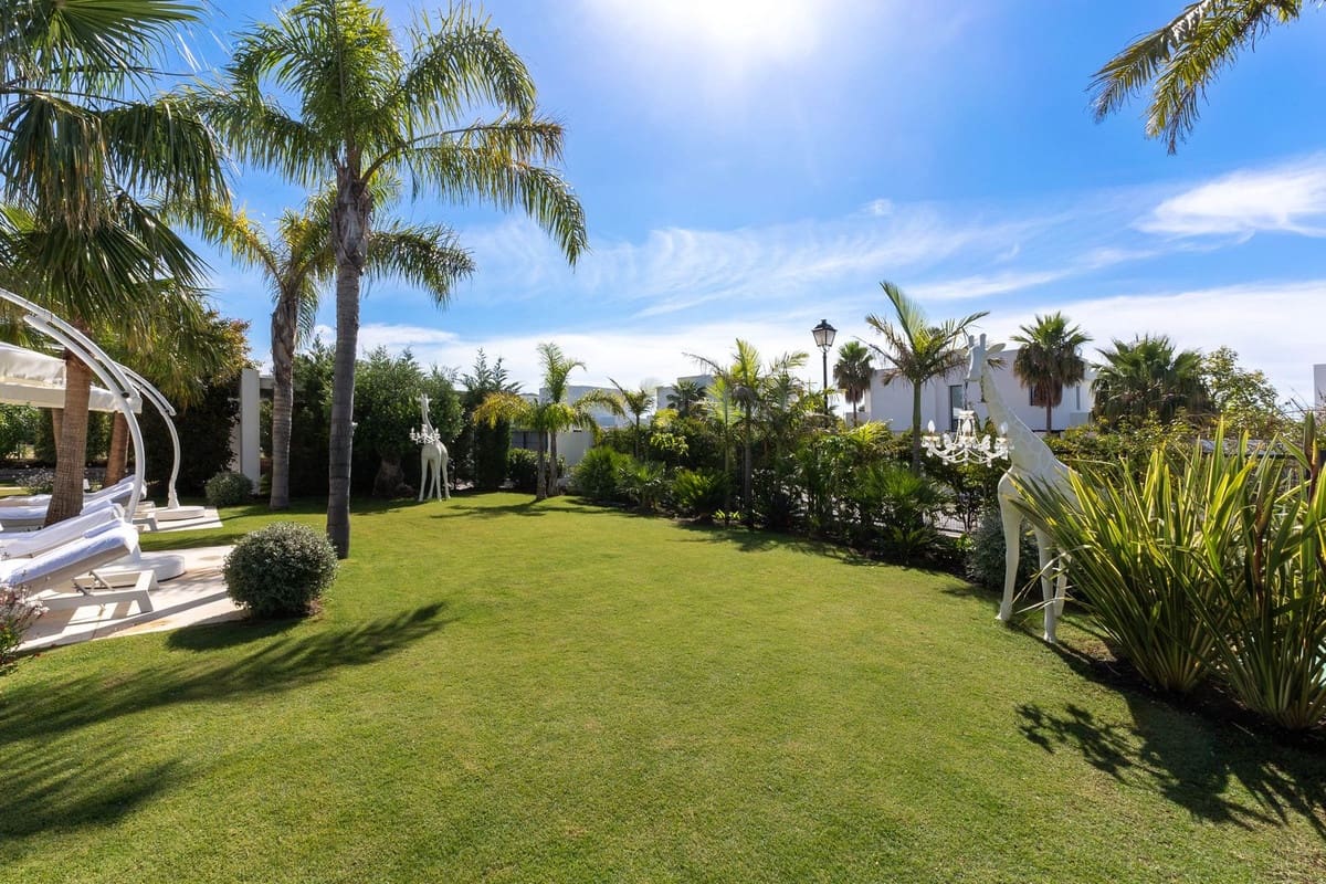 7 sovrum Villa till salu i La Cala Golf med pool - 2 900 000 € (Ref: 10019975)