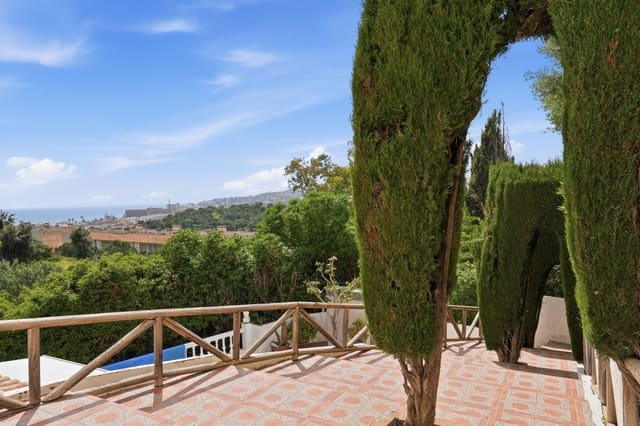 3 slaapkamer Villa te koop in La Cala de Mijas, Mijas met zwembad - € 900.000 (Ref: 10019977)