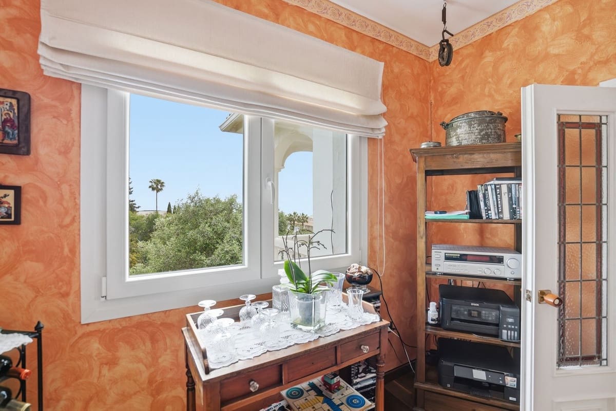 3 slaapkamer Villa te koop in La Cala de Mijas met zwembad - € 900.000 (Ref: 10019977)