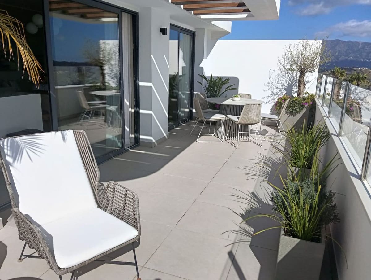 Apartamento de 2 habitaciones en La Cala de Mijas en venta con piscina - 785.000 € (Ref: 10019980)