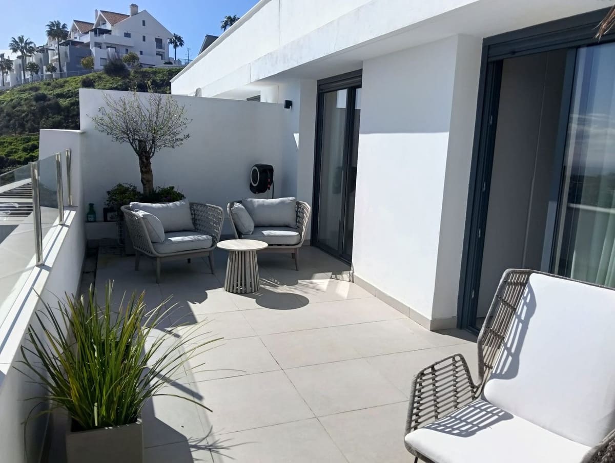 Apartamento de 2 habitaciones en La Cala de Mijas en venta con piscina - 785.000 € (Ref: 10019980)