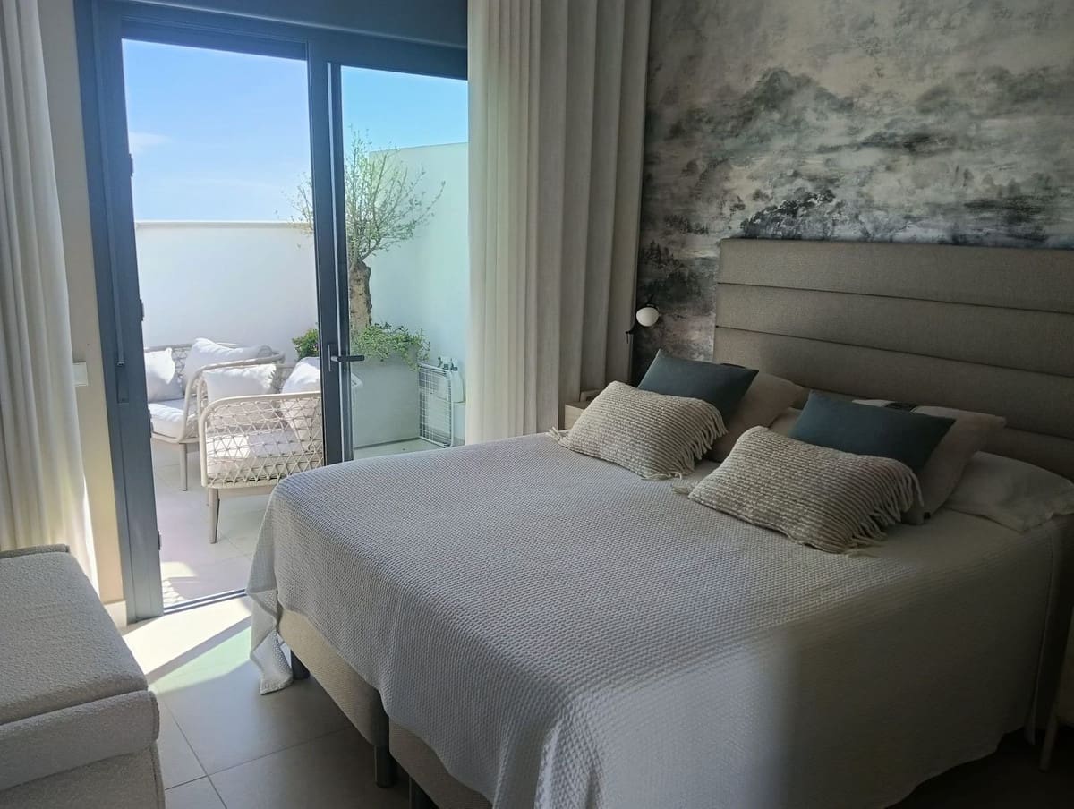 Apartamento de 2 habitaciones en La Cala de Mijas en venta con piscina - 785.000 € (Ref: 10019980)