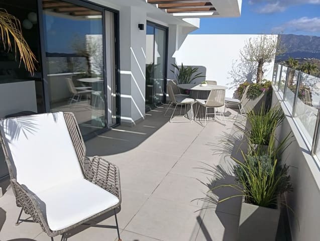 Apartamento de 2 habitaciones en La Cala de Mijas, Mijas en venta con piscina - 785.000 € (Ref: 10019980)