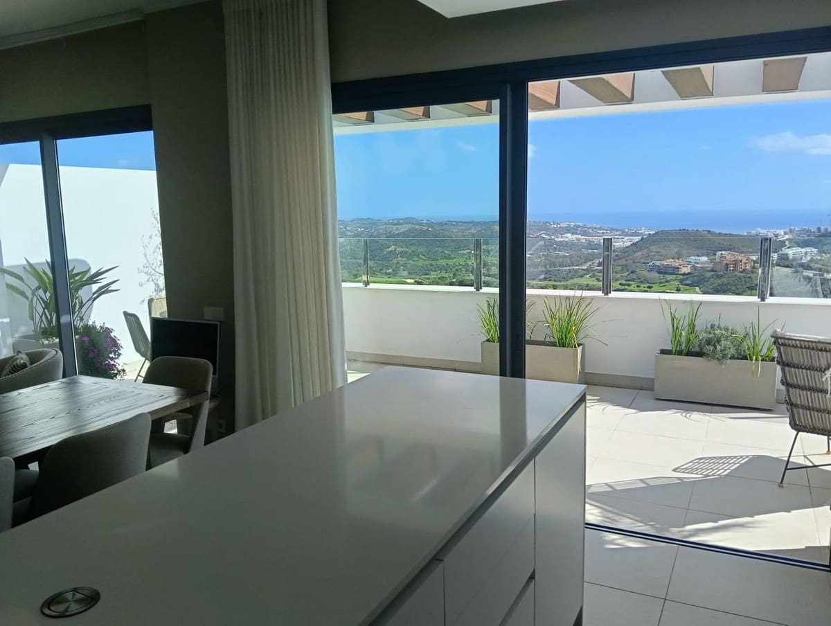 Apartamento de 2 habitaciones en La Cala de Mijas en venta con piscina - 785.000 € (Ref: 10019980)