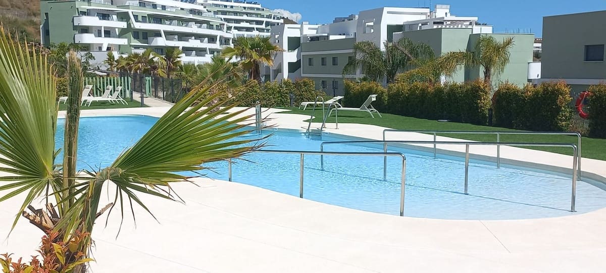 Apartamento de 2 habitaciones en La Cala de Mijas en venta con piscina - 785.000 € (Ref: 10019980)