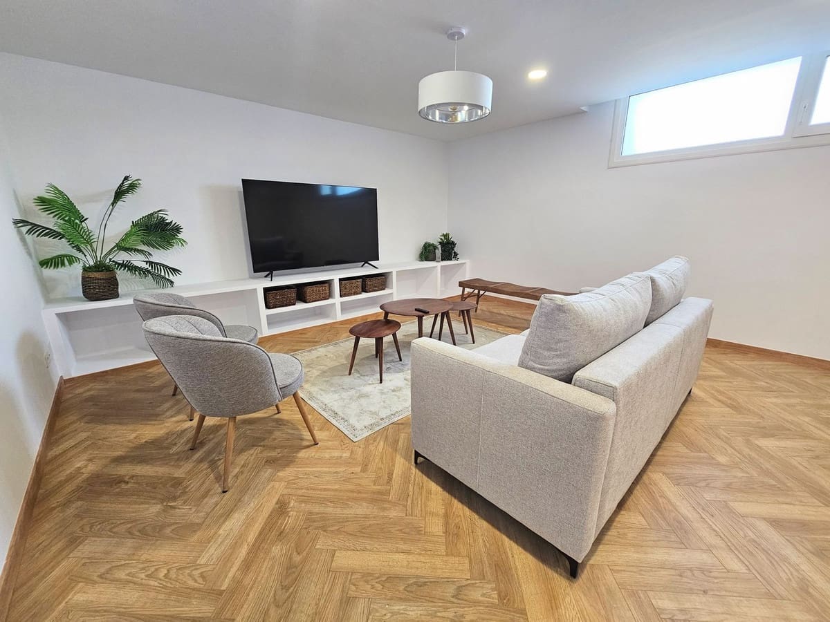 5 sovrum Villa till salu i La Cala de Mijas med garage - 1 590 000 € (Ref: 10019982)