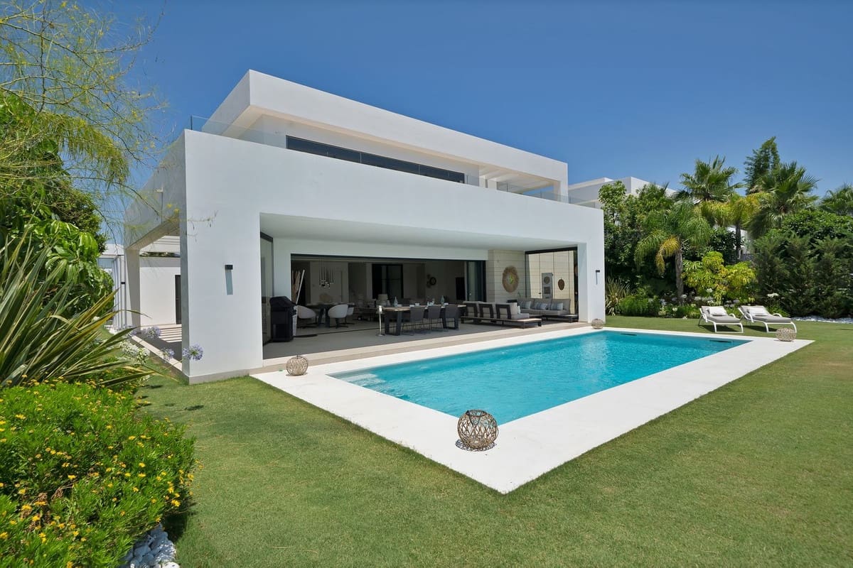 4 chambre Villa/Maison à vendre à La Cala Golf avec piscine garage - 2 490 000 € (Ref: 10019983)
