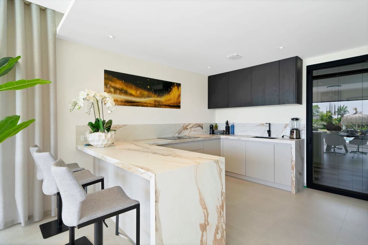 4 chambre Villa/Maison à vendre à La Cala Golf avec piscine garage - 2 490 000 € (Ref: 10019983)