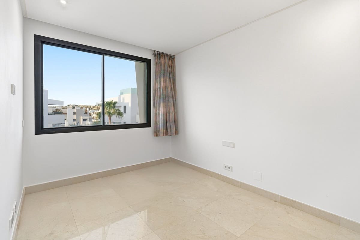 4 quarto Casa em Banda para venda em La Cala de Mijas com piscina - 1 195 000 € (Ref: 10019984)