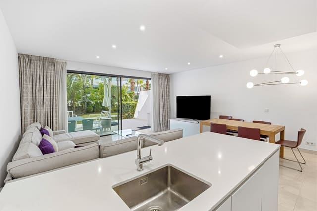 4 sovrum Hus till salu i La Cala de Mijas, Mijas med pool - 1 195 000 € (Ref: 10019984)