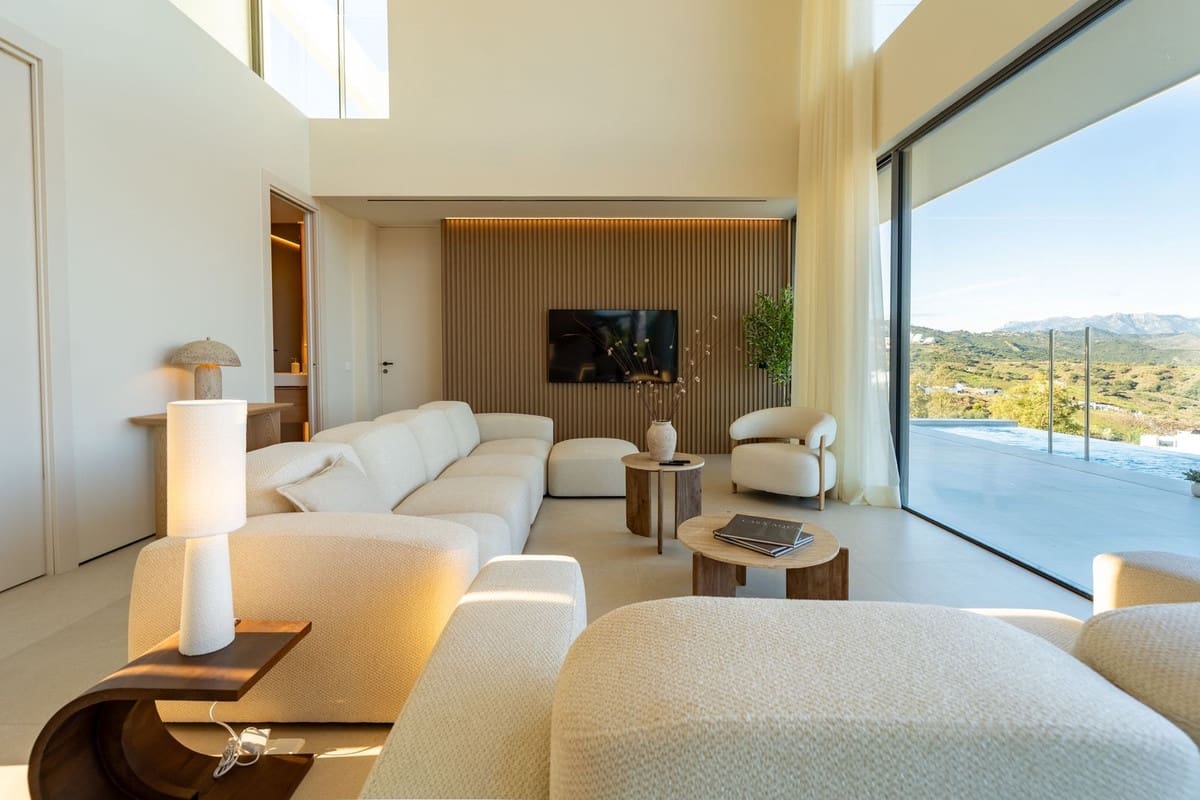 5 sovrum Villa till salu i La Cala Golf med pool garage - 3 100 000 € (Ref: 10019985)