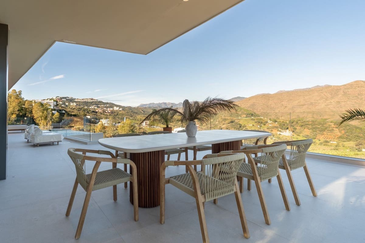 5 sovrum Villa till salu i La Cala Golf med pool garage - 3 100 000 € (Ref: 10019985)