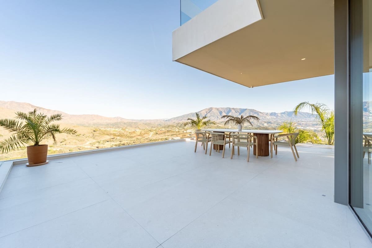 5 sovrum Villa till salu i La Cala Golf med pool garage - 3 100 000 € (Ref: 10019985)