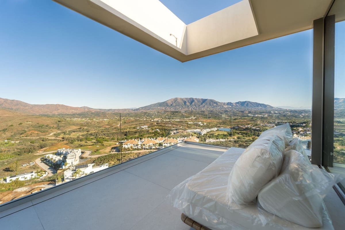 5 sovrum Villa till salu i La Cala Golf med pool garage - 3 100 000 € (Ref: 10019985)
