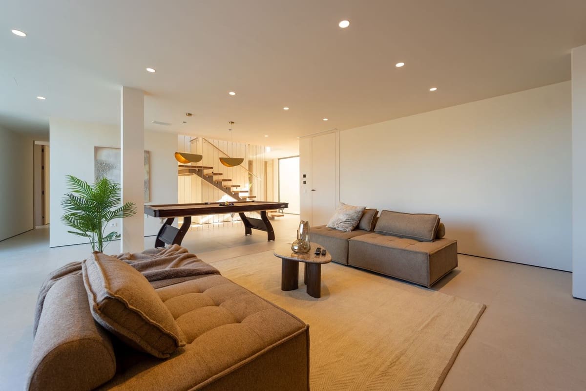 5 sovrum Villa till salu i La Cala Golf med pool garage - 3 100 000 € (Ref: 10019985)