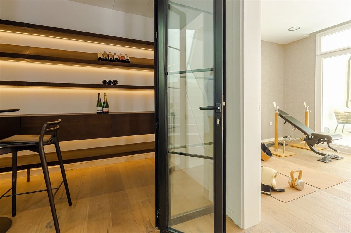 Chalet de 9 habitaciones en Riviera del Sol en venta con piscina garaje - 2.925.000 € (Ref: 10019987)