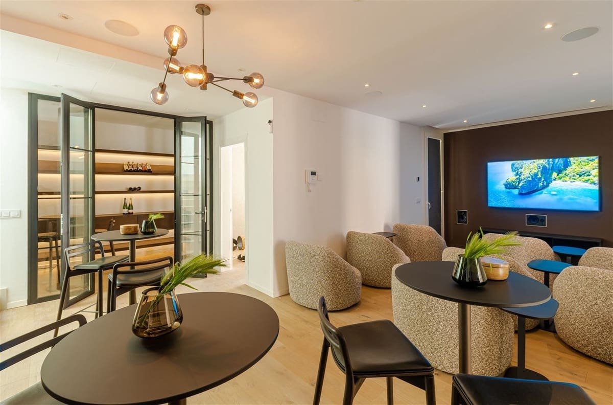 Chalet de 9 habitaciones en Riviera del Sol en venta con piscina garaje - 2.925.000 € (Ref: 10019987)