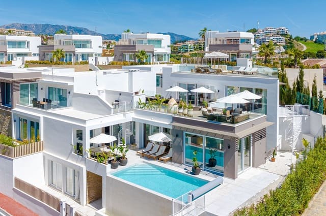 Chalet de 9 habitaciones en Riviera del Sol, Mijas en venta con piscina garaje - 2.925.000 € (Ref: 10019987)