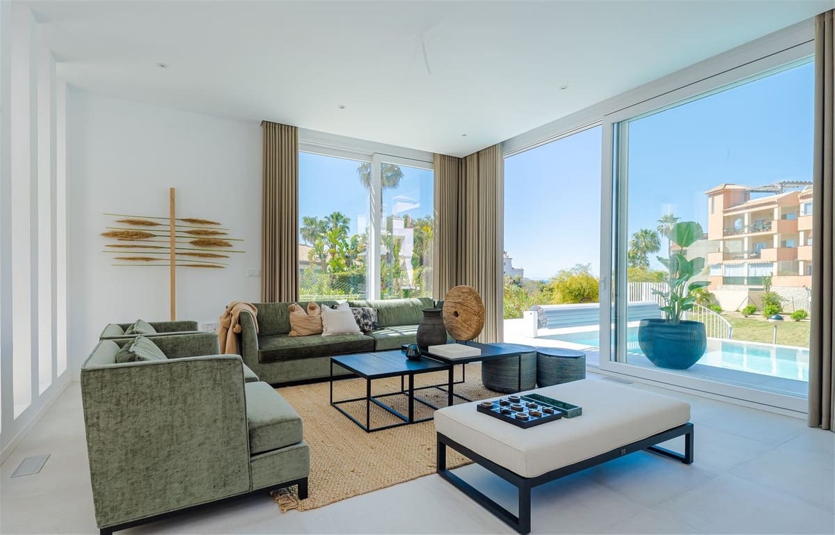 Chalet de 9 habitaciones en Riviera del Sol en venta con piscina garaje - 2.925.000 € (Ref: 10019987)