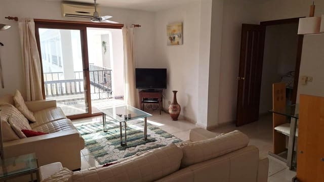 3 quarto Apartamento para venda em La Duquesa / Puerto de la Duquesa, Manilva - 320 000 € (Ref: 10021733)