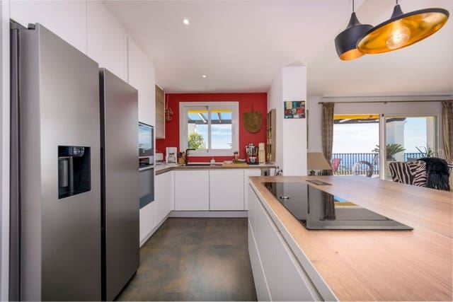 2 chambre Appartement à vendre à Calahonda, Mijas avec piscine - 575 000 € (Ref: 10021734)