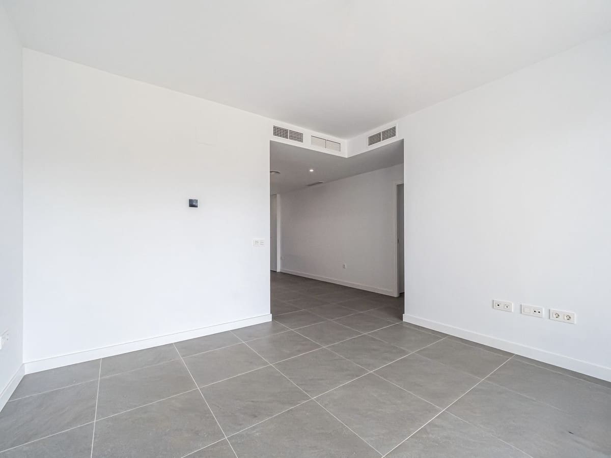 2 Zimmer Apartment zu verkaufen in El Chaparral mit Pool - 449.000 € (Ref: 10021736)