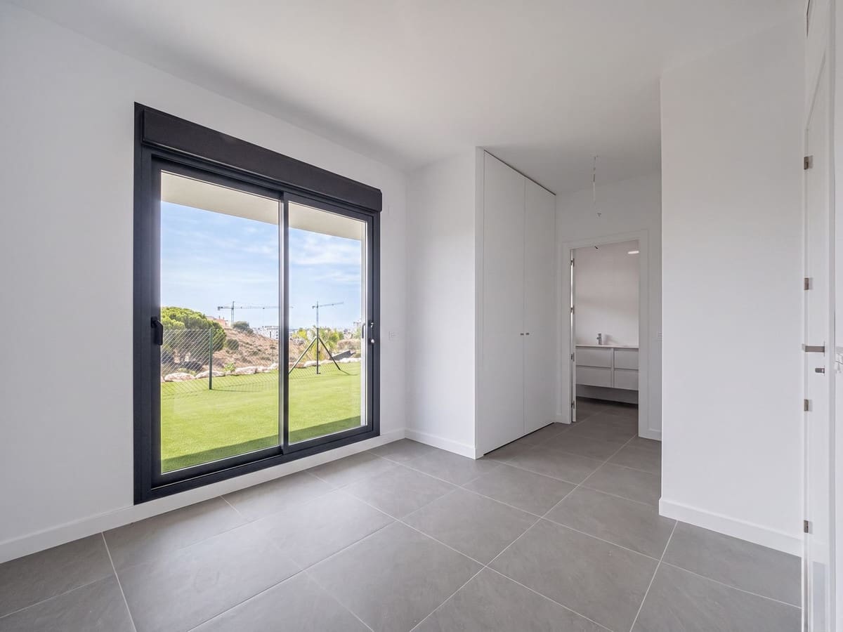 2 Zimmer Apartment zu verkaufen in El Chaparral mit Pool - 449.000 € (Ref: 10021736)
