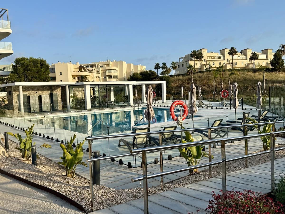 2 Zimmer Apartment zu verkaufen in El Chaparral mit Pool - 449.000 € (Ref: 10021736)