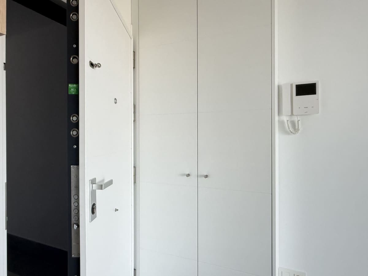 2 Zimmer Apartment zu verkaufen in El Chaparral mit Pool - 449.000 € (Ref: 10021736)