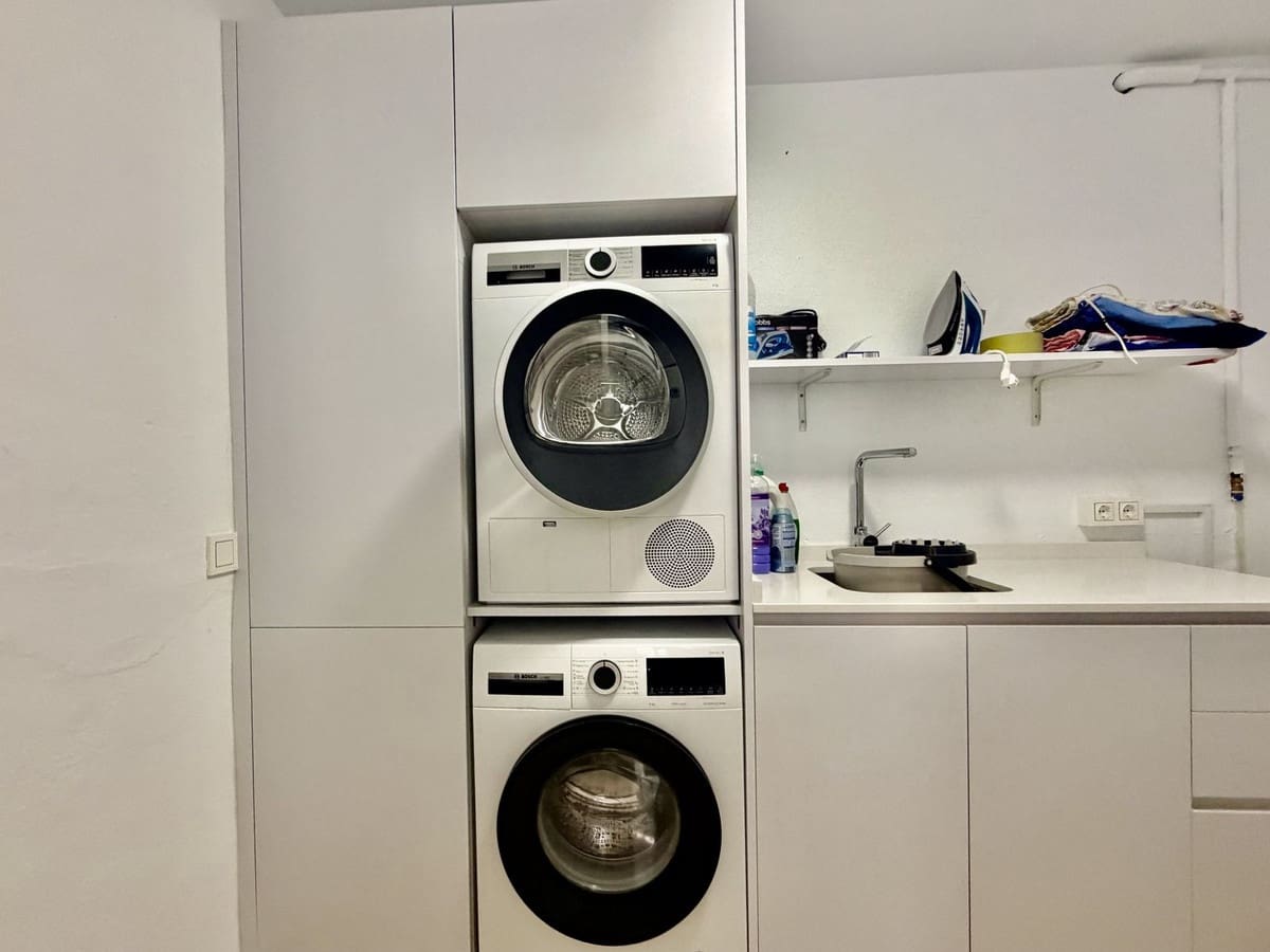 4 sypialnia Willa na sprzedaż w El Rosario z basenem garażem - 1 850 000 € (Ref: 10021737)