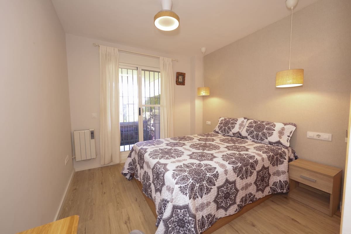 2 quarto Apartamento para venda em Carvajal com piscina - 420 000 € (Ref: 10021738)