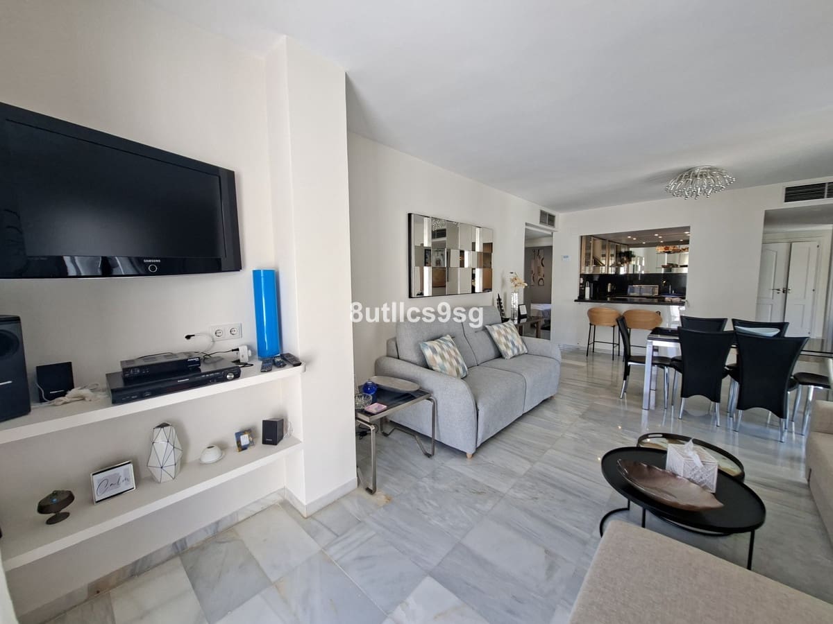 3 slaapkamer Appartement te koop in Puerto Banus met zwembad - € 890.000 (Ref: 10021739)