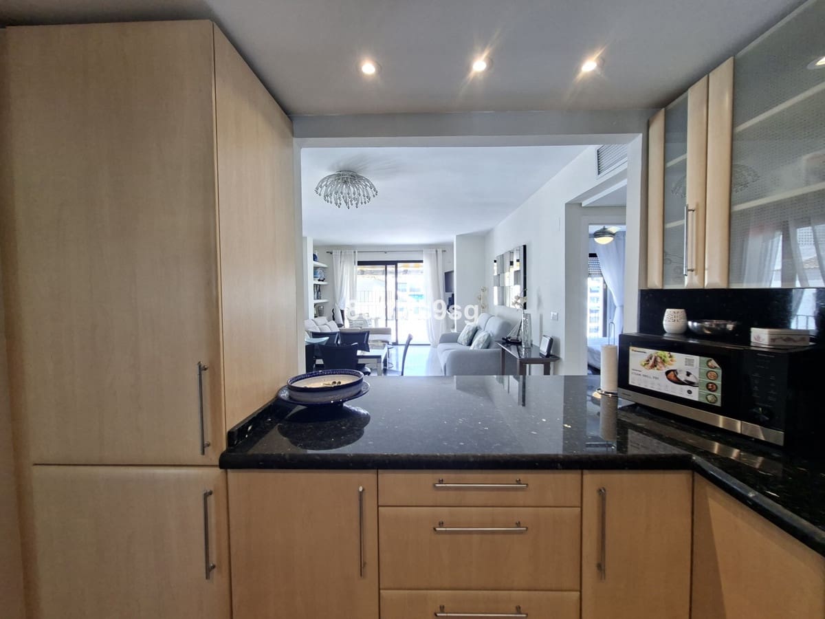 3 slaapkamer Appartement te koop in Puerto Banus met zwembad - € 890.000 (Ref: 10021739)