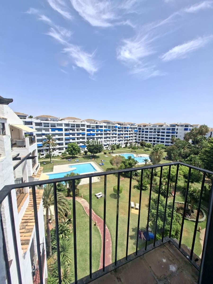 3 slaapkamer Appartement te koop in Puerto Banus met zwembad - € 890.000 (Ref: 10021739)