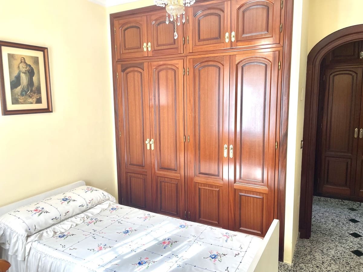 Chalet de 4 habitaciones en Las Lagunas de Mijas en venta con piscina - 1.200.000 € (Ref: 10021740)