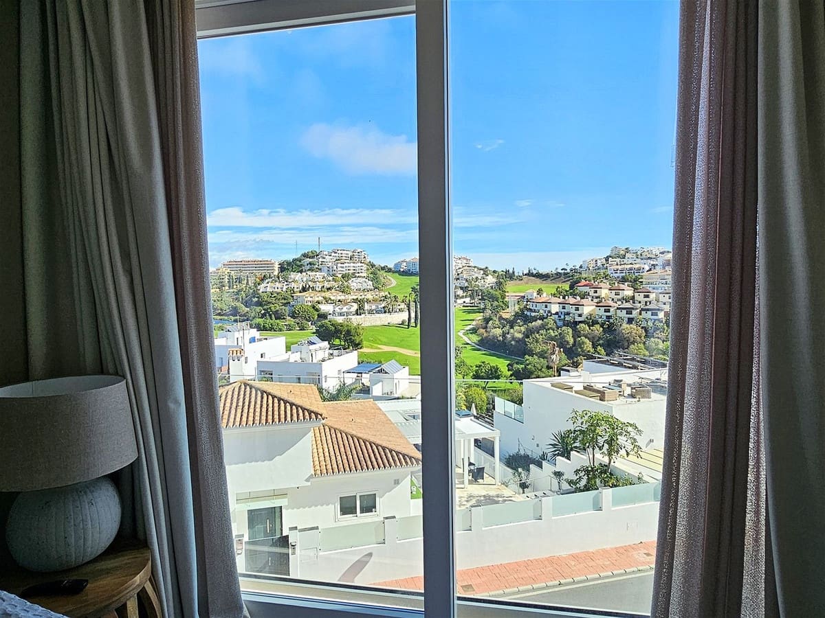 Chalet de 5 habitaciones en Riviera del Sol en venta con piscina garaje - 1.650.000 € (Ref: 10021745)