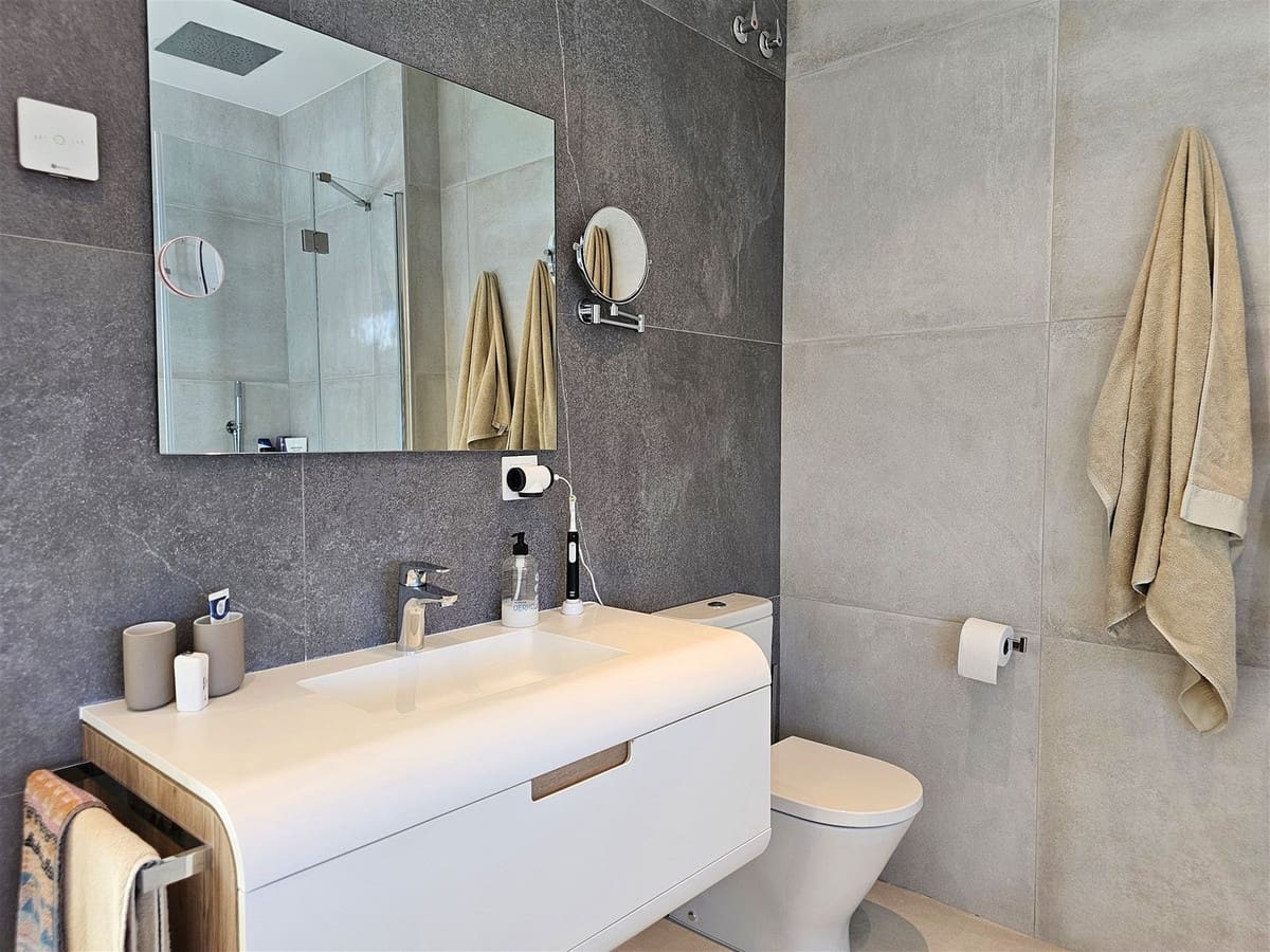Chalet de 5 habitaciones en Riviera del Sol en venta con piscina garaje - 1.650.000 € (Ref: 10021745)