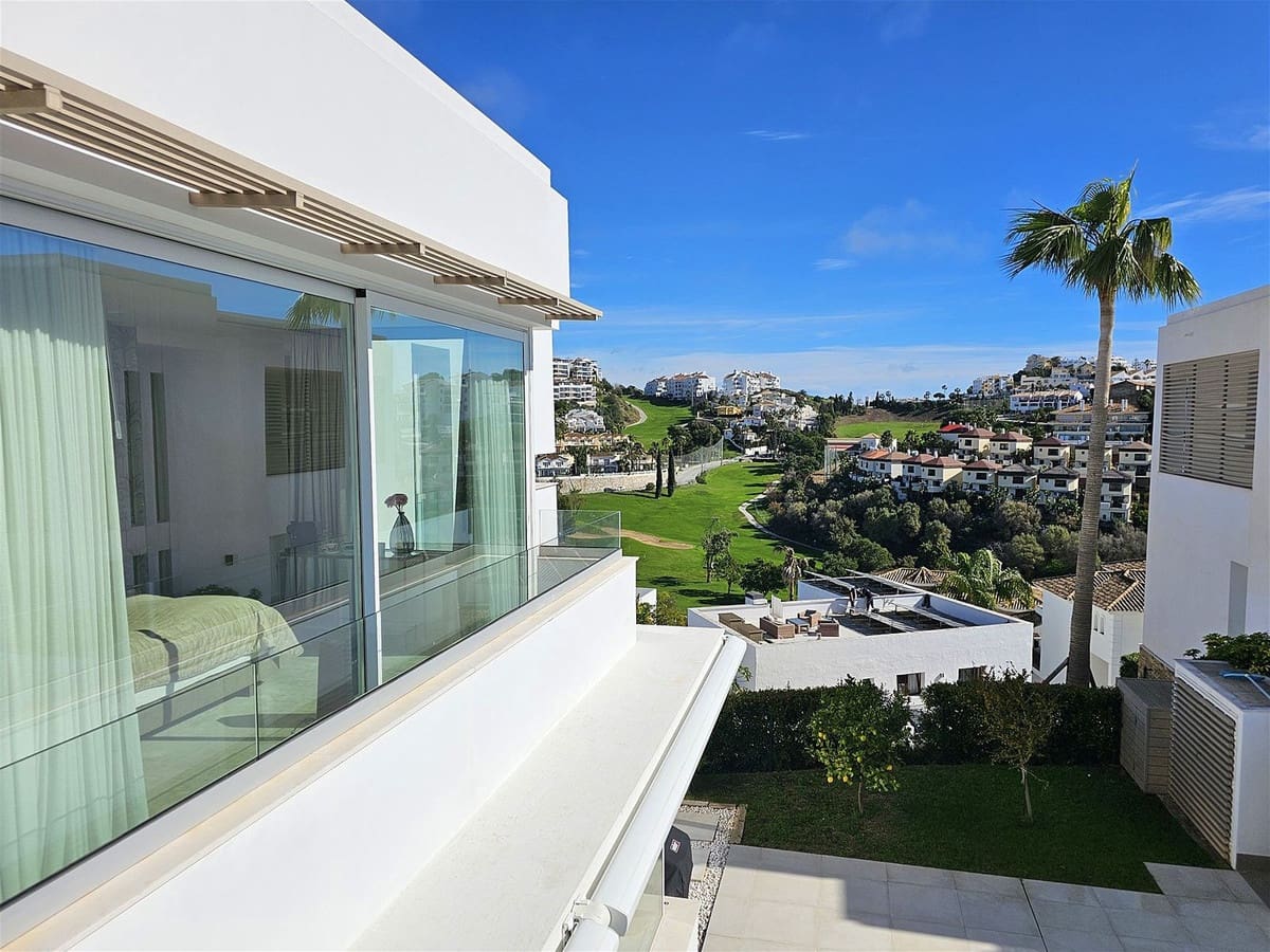 Chalet de 5 habitaciones en Riviera del Sol en venta con piscina garaje - 1.650.000 € (Ref: 10021745)