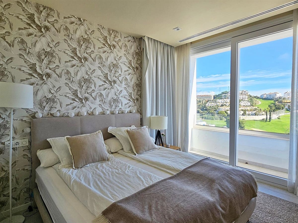 Chalet de 5 habitaciones en Riviera del Sol en venta con piscina garaje - 1.650.000 € (Ref: 10021745)