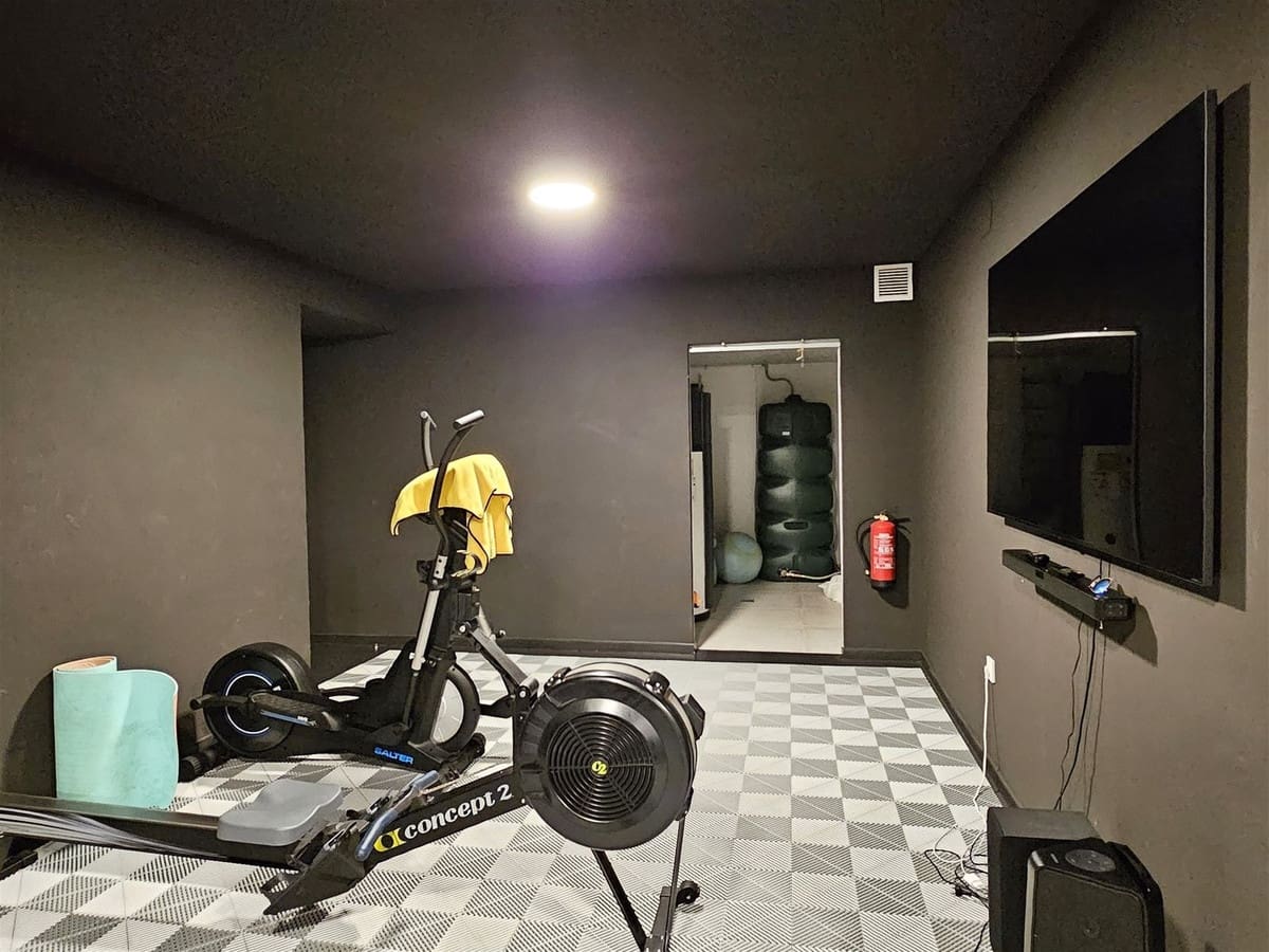 Chalet de 5 habitaciones en Riviera del Sol en venta con piscina garaje - 1.650.000 € (Ref: 10021745)