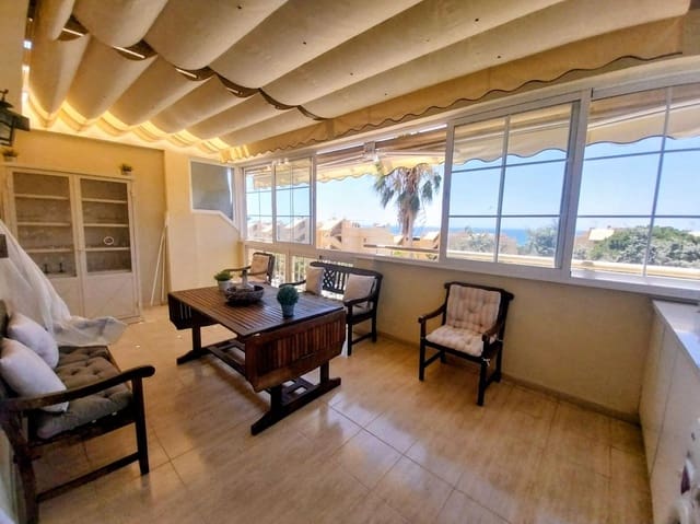 1 bedroom Apartment for sale in Calahonda, Mijas with pool - € 319,500 (Ref: 10021746)